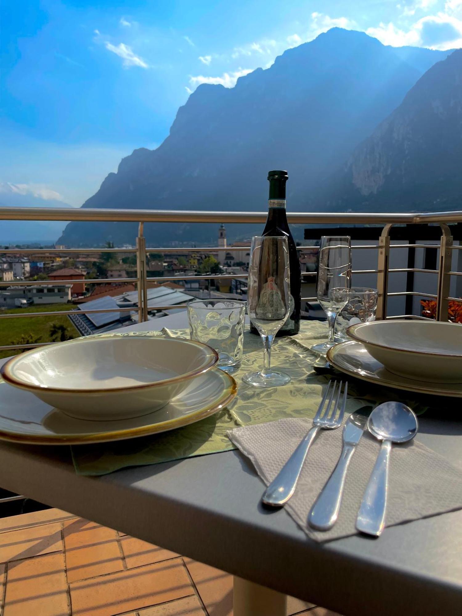 View & Chill Apartment Рива-дель-Гарда Екстер'єр фото